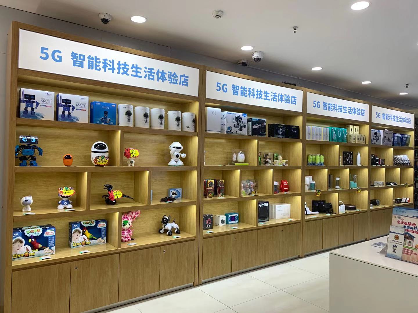 聯通營業廳手（shǒu）機賣場（chǎng）展櫃定做