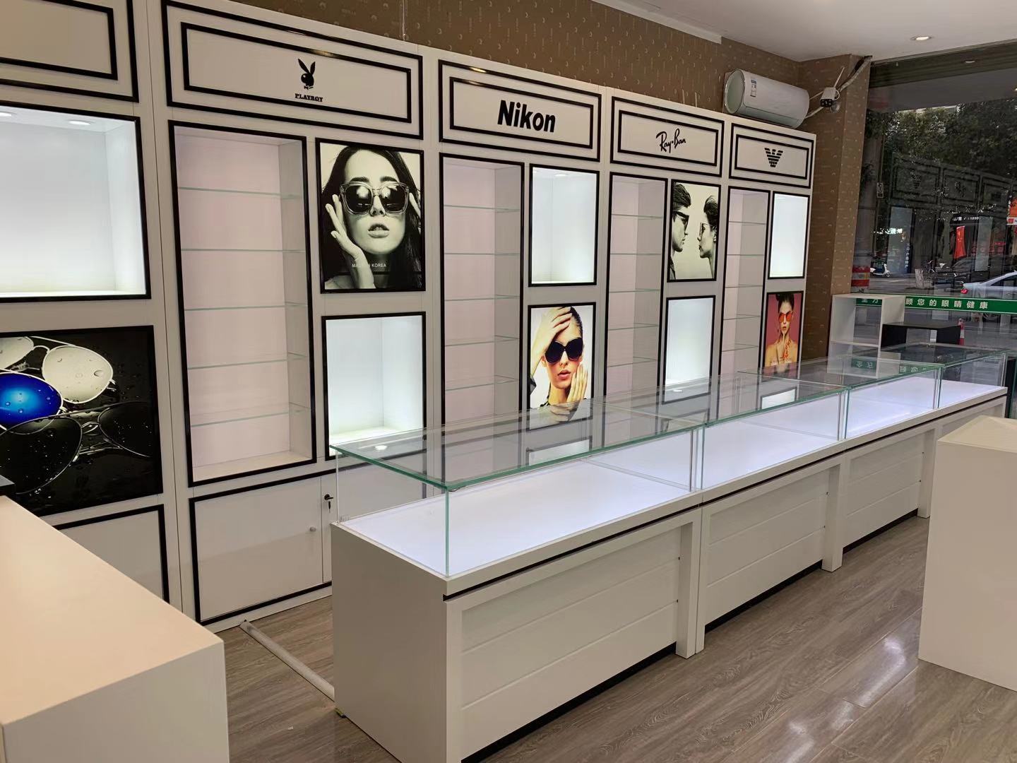 眼镜柜台展示柜设计制作